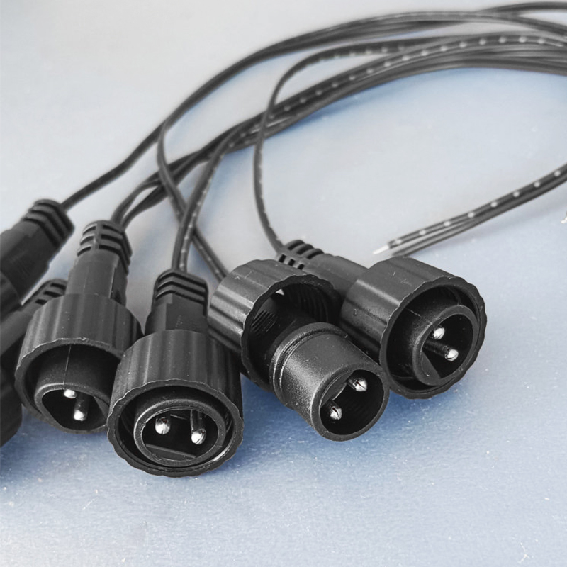 2ピンLEDコネクタと25cm接続ワイヤー付きソーラーストリ - Extension Cord Outdoor のレビューと価格