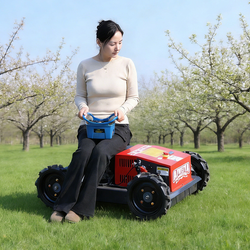 カスタマイズ可能な工場製リモコン式芝刈り機ロボット、全地形対 - Hedge Trimmer Cordless のレビューと価格